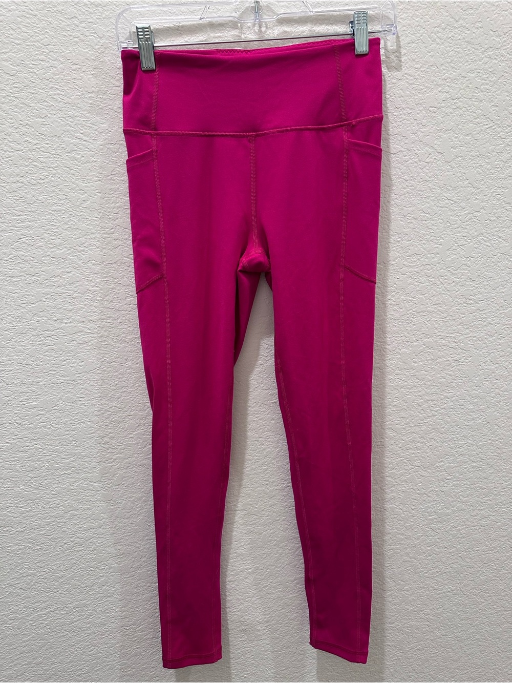 Victoria’s Secret Hot Pink High‎ Rise Pocket Leggings Size 6